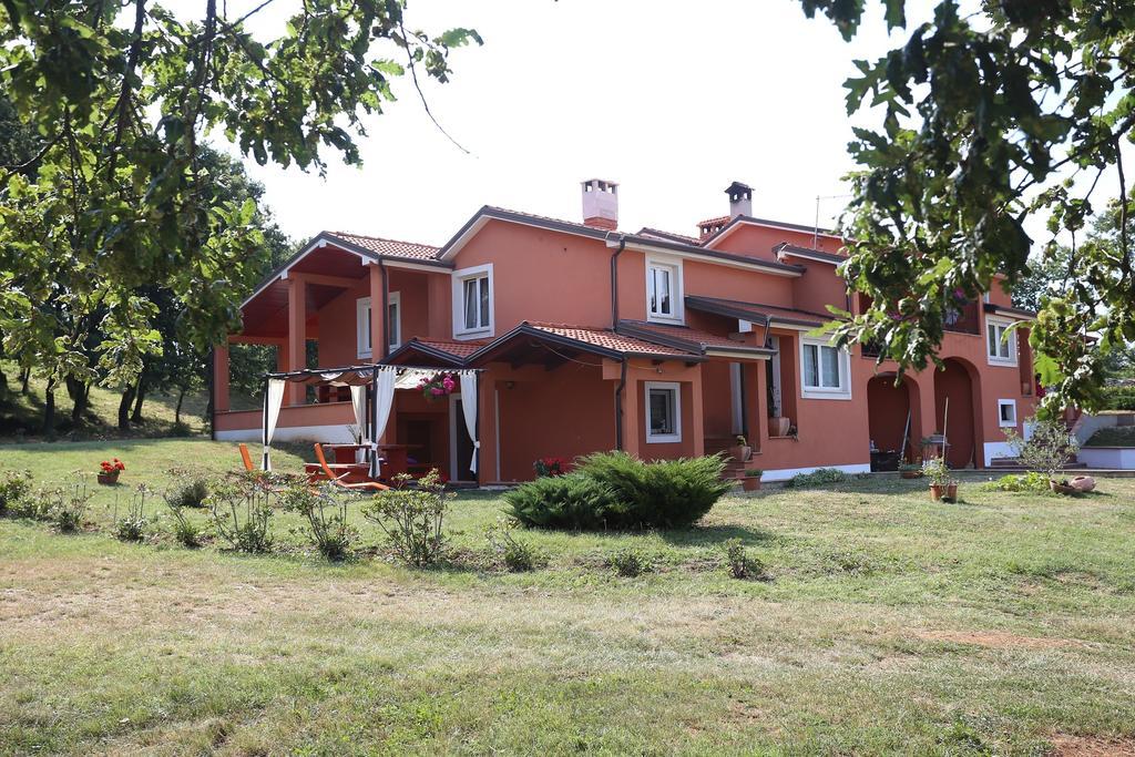 Apartments Matelici Divšići المظهر الخارجي الصورة
